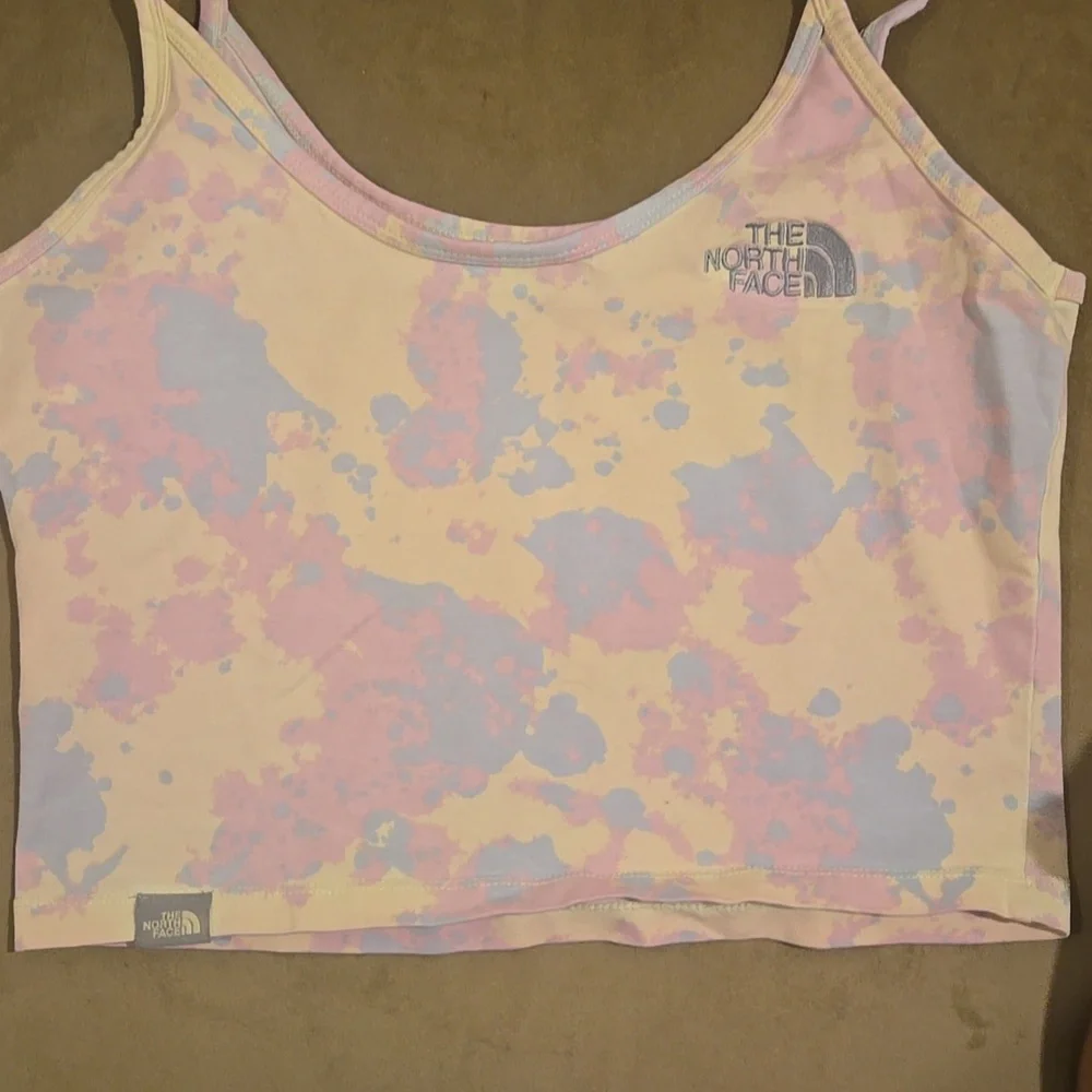 Pastel top. - Picture 2 of 4